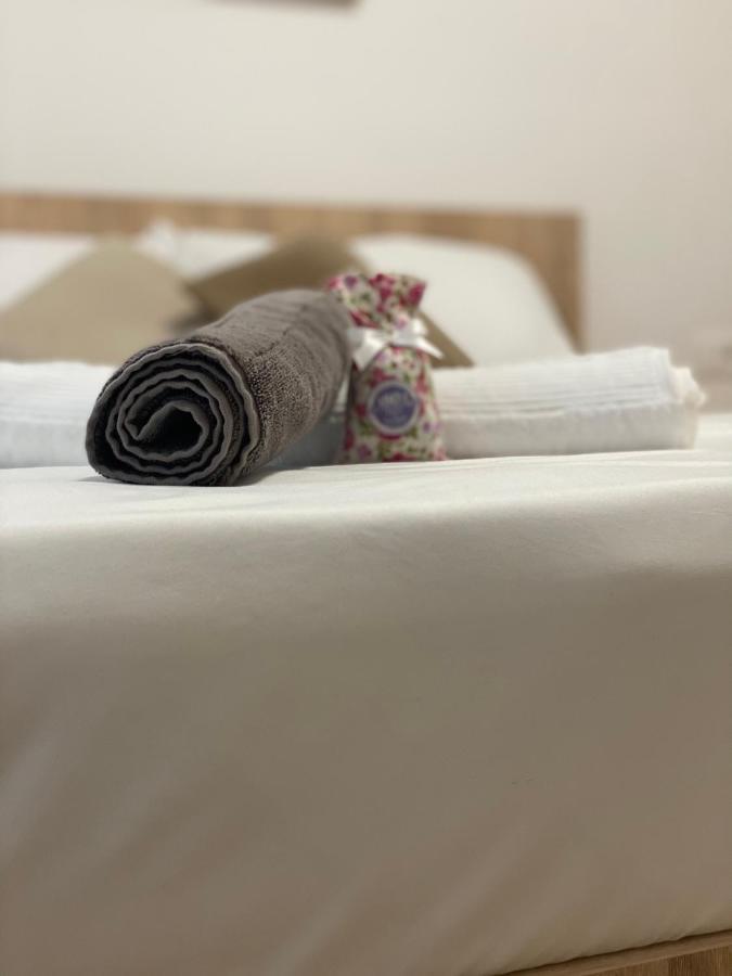 Central Welcoming Apartment In Тирана Екстериор снимка