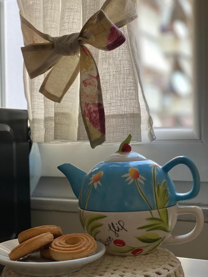 Central Welcoming Apartment In Тирана Екстериор снимка