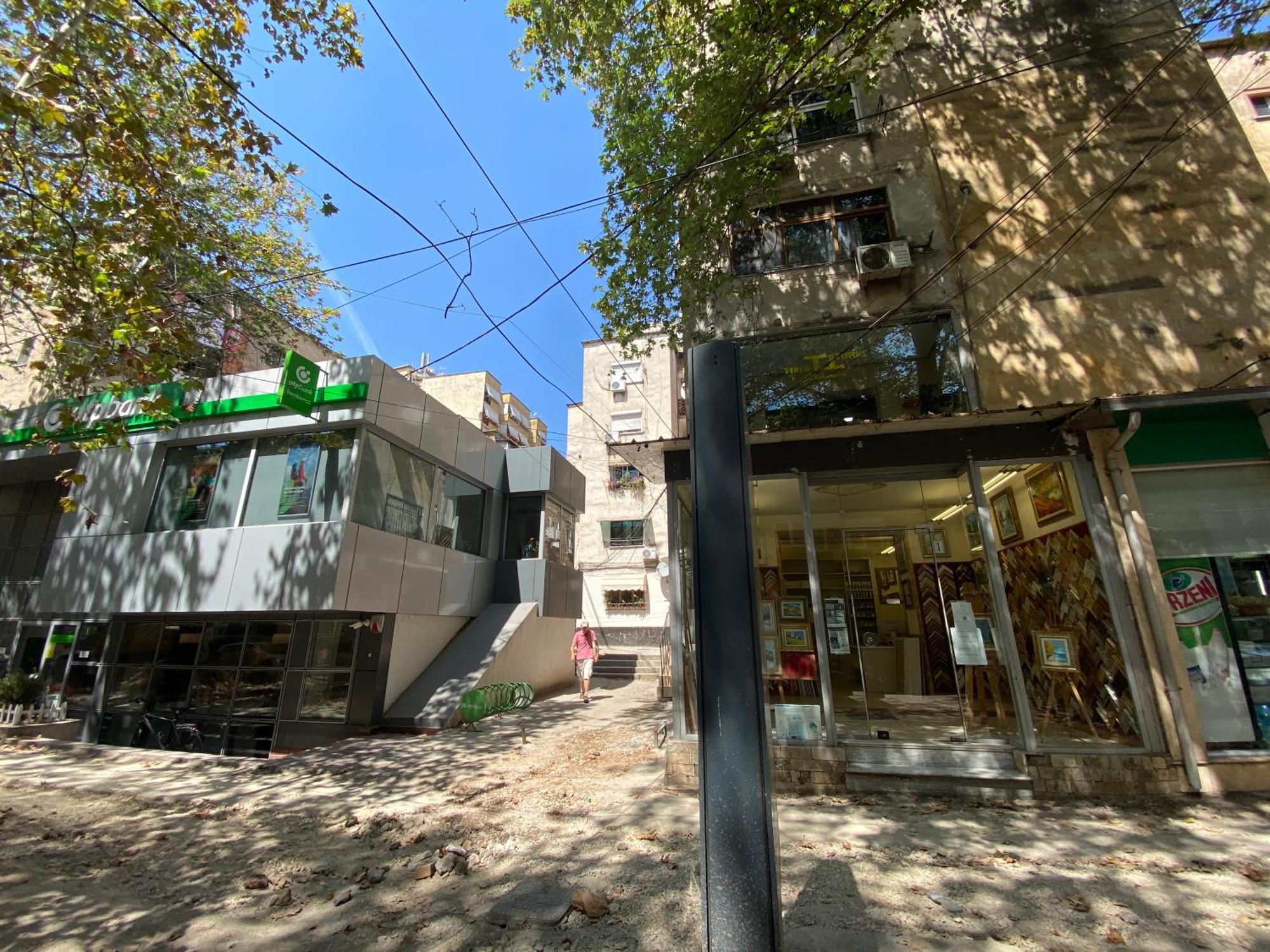 Central Welcoming Apartment In Тирана Екстериор снимка